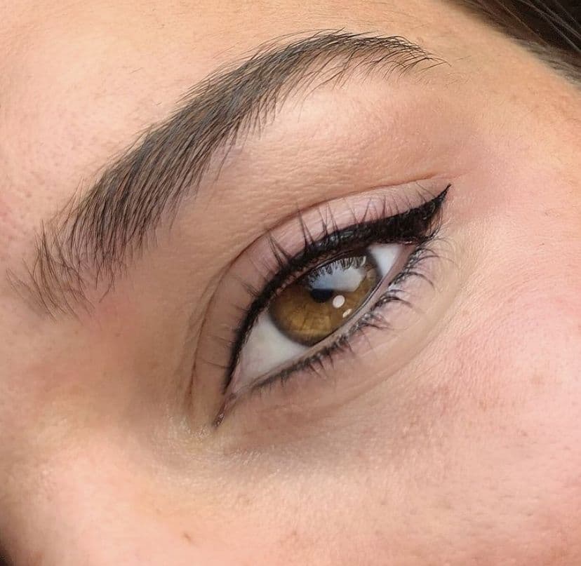 Top & Bottom Eyeliner